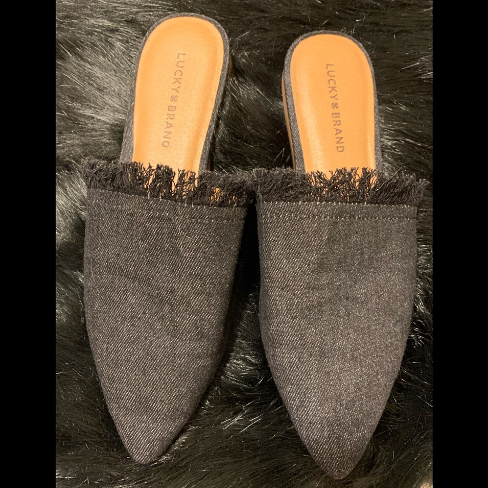 SOLD - Lucky Brand Denim Mules - Picture 2 of 9